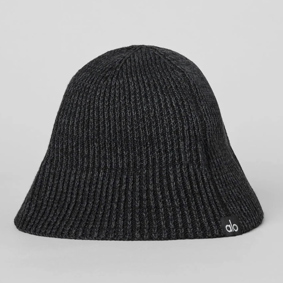 ALO Yoga | Denim Knit Cloche | Black | New with Tags - Picture 2 of 9